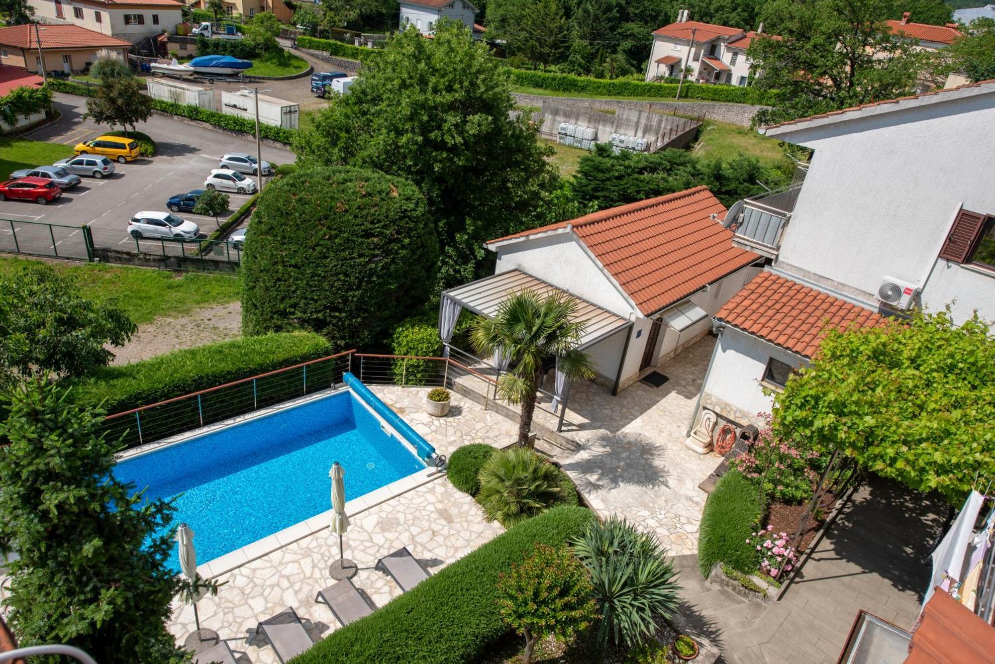 Apartments Dorijan With Pool Matulji Eksteriør billede